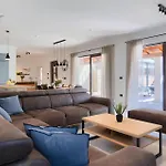 Tatil Evi Lovely In